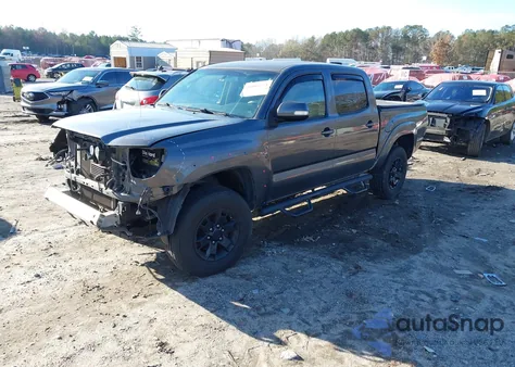 2015 Toyota Tacoma Base V6 из США, поврежденный, VIN 5TFLU4EN1FX137977